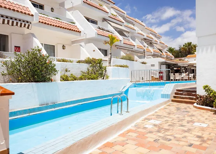 Home2book Tropical Poolside Retreat, Americas أرونا