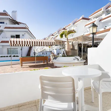 Apartman Home2book Tropical Poolside Retreat, Americas *