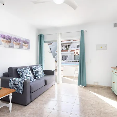 Appartement Home2book Tropical Poolside Retreat, Americas